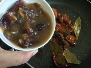 sweet khajur chutney : how to image 13