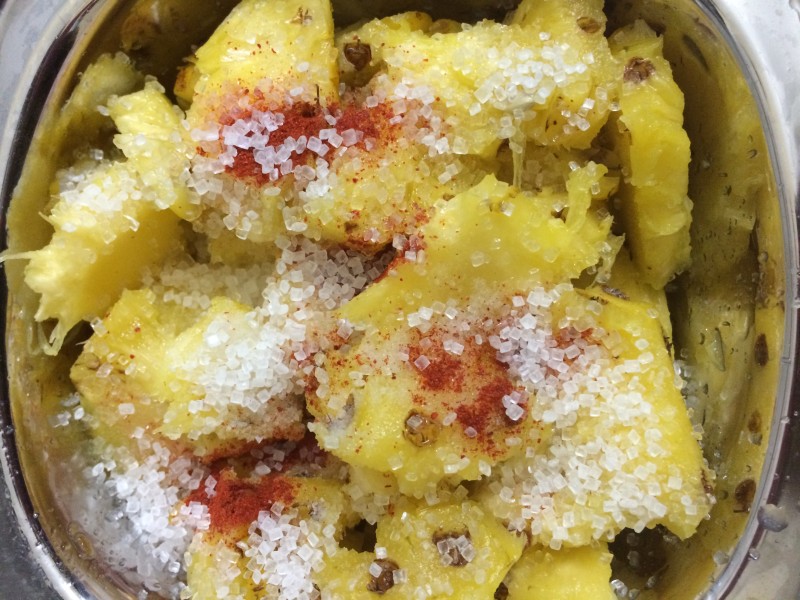 Sweet and Spicy Pineapple Recipe for Masala Pineapple